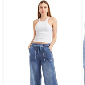 Tractr Blue Denim Like Pants Size: small NWT retail: $92